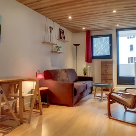 Modern Apt With View On The Aiguille Du Midi Chamonix Exterior photo